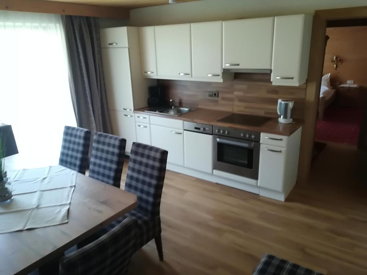 Apartament Gastehaus Hochmuth Mayrhofen Zewnętrze zdjęcie